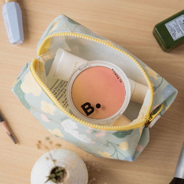 【抹茶冬之嵐-化妝包】大容量 / 收納包 Cosmetic bag 化妝包,小物袋,收納袋,隨身包袋,原創印花,冬之嵐,禮物,母親節禮物,生日禮物
