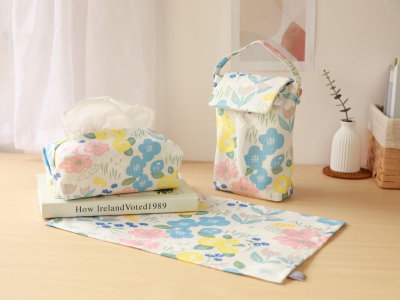 【花園走走-掛式衛生紙套】吊掛可拆 / 車用 / 露營 Hanging Tissue Cover 原創印花,禮物,生日禮物,家飾,裝飾,居家,佈置,花卉,衛生紙套,交換禮物