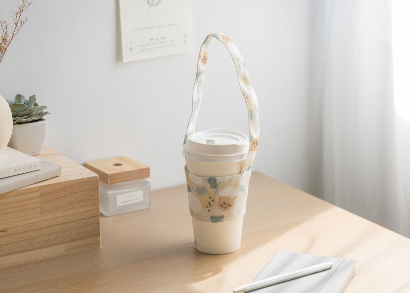 【珍奶花花-輕巧飲料袋】飲料杯套 / 輕巧收納 Beverage bag 交換禮物,旅行,環保,生日禮物,禮物,飲料袋
環保杯套,好收納,飲料提袋,杯套