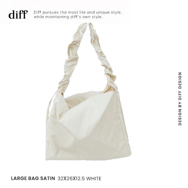 (燕麥色) 韓國 Diff Large Bag Satin oatmeal 流浪包．啞光緞面大款 肩背包 托特包 Diff,韓國包包,單肩袋,Hobo包,韓星包包,流浪包,Made in Korea,韓國設計師包包品牌