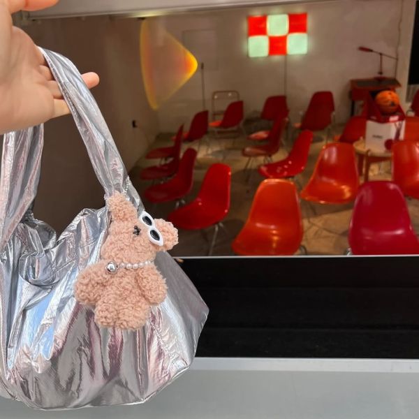 (閃耀銀) 韓國 Diff Hobo Bag Shine silver 流浪包．閃耀款 肩背包 托特包 Diff,韓國包包,單肩袋,Hobo包,韓星包包,流浪包,Made in Korea,韓國設計師包包品牌