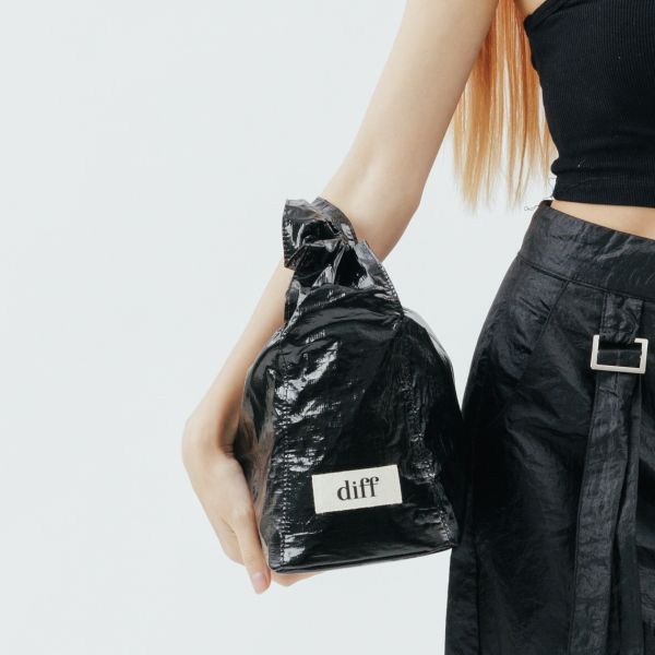 (黑色) 韓國 Diff Hobo Bag Shine black 流浪包．閃耀款 肩背包 托特包 Diff,韓國包包,單肩袋,Hobo包,韓星包包,流浪包,Made in Korea,韓國設計師包包品牌