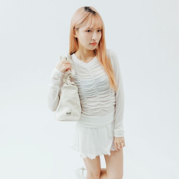(象牙色) 韓國 Diff Medium Bag Soft ivory 柔軟生態皮革包 羊皮觸感 肩背包 托特包 Diff,韓國包包,單肩袋,Hobo包,韓星包包,流浪包,Made in Korea,韓國設計師包包品牌
