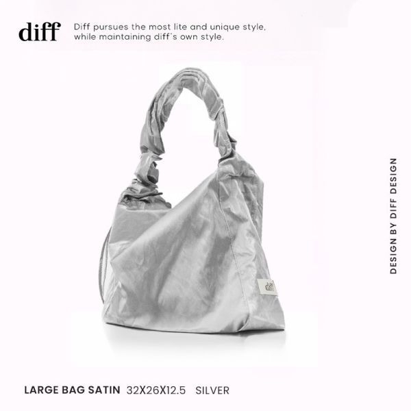 (銀色) 韓國 Diff Large Bag Satin silver 流浪包．啞光緞面大款 肩背包 托特包 Diff,韓國包包,單肩袋,Hobo包,韓星包包,流浪包,Made in Korea,韓國設計師包包品牌