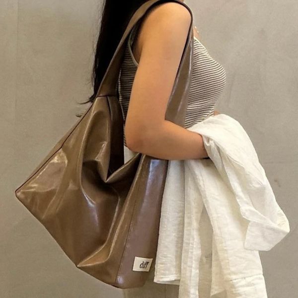 (灰褐色) 韓國 Diff Large Leather Coat Skin taupe 奢華皮革大款 肩背包 托特包 Diff,韓國包包,單肩袋,斜背包,韓星包包,流浪包,Made in Korea,韓國設計師包包品牌