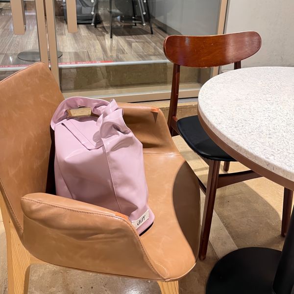 (淡粉) 韓國 Diff Large Leather Coat Skin pale pink 奢華皮革大款 肩背包 托特包 Diff,韓國包包,單肩袋,斜背包,韓星包包,流浪包,Made in Korea,韓國設計師包包品牌