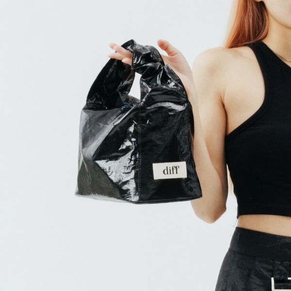 (黑色) 韓國 Diff Hobo Bag Shine black 流浪包．閃耀款 肩背包 托特包 Diff,韓國包包,單肩袋,Hobo包,韓星包包,流浪包,Made in Korea,韓國設計師包包品牌
