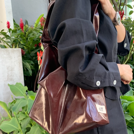 (酒紅) 韓國 Diff Large Leather Coat Skin burgundy 奢華皮革大款 肩背包 托特包 Diff,韓國包包,單肩袋,斜背包,韓星包包,流浪包,Made in Korea,韓國設計師包包品牌
