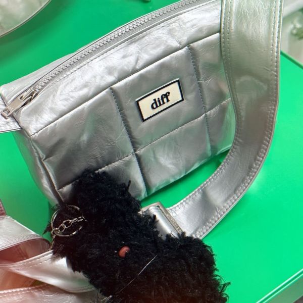 (銀色) 韓國 Diff Deep Block Bag silver 方塊包 肩背包 托特包 Diff,韓國包包,單肩袋,斜背包,韓星包包,流浪包,Made in Korea,韓國設計師包包品牌