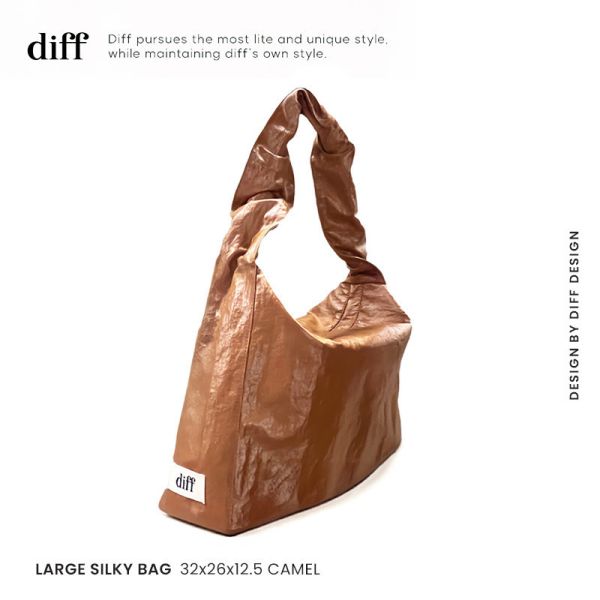(駝色) 韓國 Diff Large Silky Bag camel 絲光緞面大款 肩背包 托特包 Diff,韓國包包,單肩袋,斜背包,韓星包包,流浪包,Made in Korea,韓國設計師包包品牌