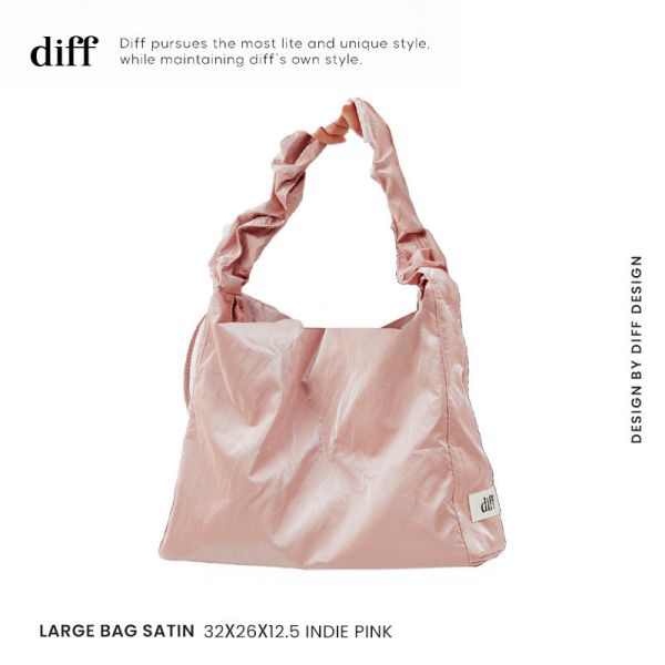 (金粉) 韓國 Diff Large Bag Satin indie pink 流浪包．啞光緞面大款 肩背包 托特包 Diff,韓國包包,單肩袋,Hobo包,韓星包包,流浪包,Made in Korea,韓國設計師包包品牌
