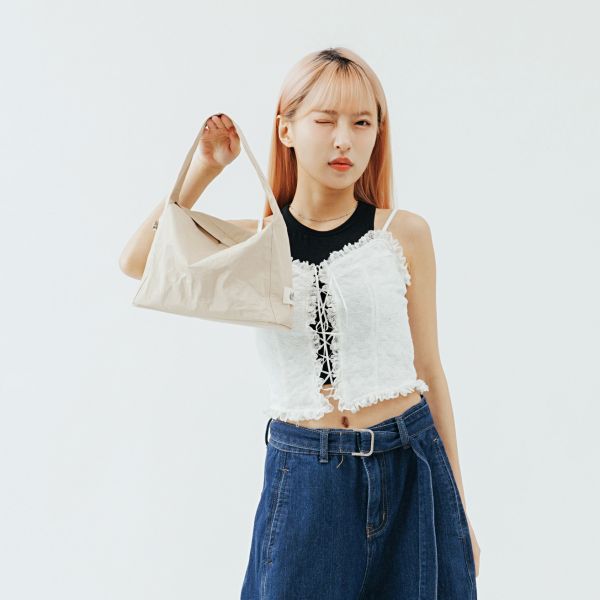 (淺褐) 韓國 Diff Hobo Bag Signature beige 流浪包經典 肩背包 托特包 Diff,韓國包包,單肩袋,Hobo包,韓星包包,流浪包,Made in Korea,韓國設計師包包品牌