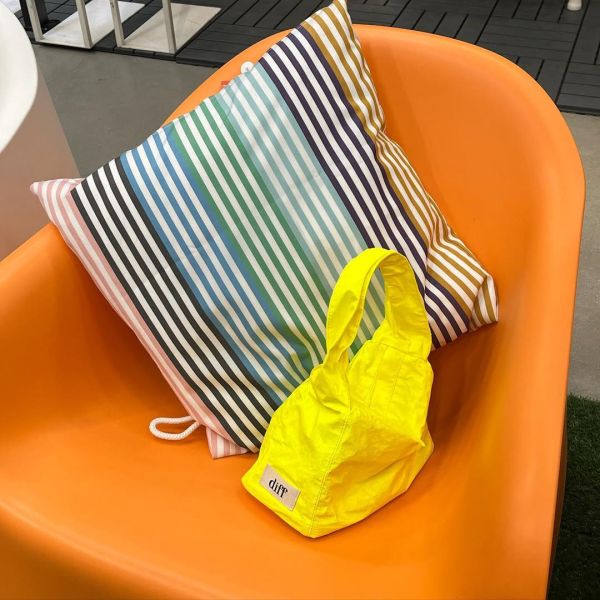 (黃色) 韓國 Diff Hobo Bag Signature yellow 流浪包霓虹 肩背包 托特包 Diff,韓國包包,單肩袋,Hobo包,韓星包包,流浪包,Made in Korea,韓國設計師包包品牌