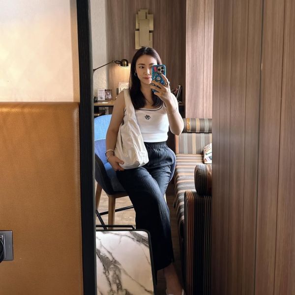 (象牙白) 韓國 Diff Large Bag Satin ivory 流浪包．啞光緞面大款 肩背包 托特包 Diff,韓國包包,單肩袋,Hobo包,韓星包包,流浪包,Made in Korea,韓國設計師包包品牌