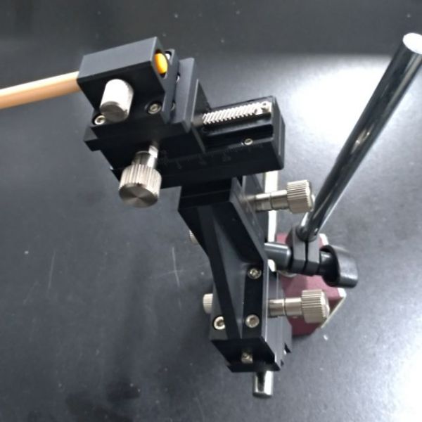 三軸定位器 微調器 三向定位 XYZ 三軸滑台 三軸定位器 ,微調器 ,三向定位, XYZ 三軸滑台 ,三向滑台