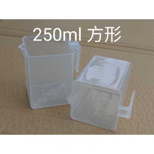 現貨 加厚款塑膠 量杯 計量杯 塑膠量杯 烘焙工具 加厚款塑膠,量杯,計量杯,烘焙工具,PP量杯 塑膠量杯