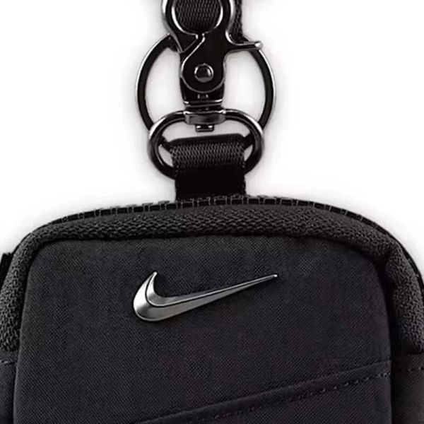 NIKE AURA 耳機掛包 黑 / 粉 2色 旅行小包 零錢小包 高質感 耳機掛包
零錢包
NIKE
AURA