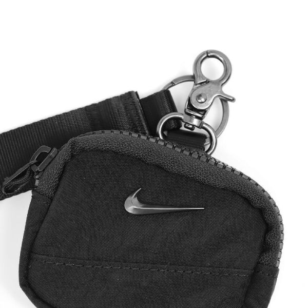 NIKE AURA 耳機掛包 黑 / 粉 2色 旅行小包 零錢小包 高質感 耳機掛包
零錢包
NIKE
AURA