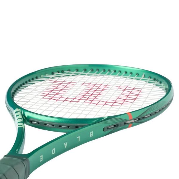 Wilson BLADE 98 16X19 V10 網球拍 305g 全新款 拍頭更穩定 力量更大 blade
wilson
v10
網球拍