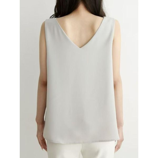 ZinD [ 前後v領雪紡高氣質背心 ] 3色 2603053 shihslica ZinD,zind,ZD,zooindrawer,zoo in 抽屜,抽屜動物園,丹寧,裙子,裙子富翁,洋裝,韓國襪子,年終慶,雙11,雙12,黑五,永恆慶,合購價,自訂,春裝