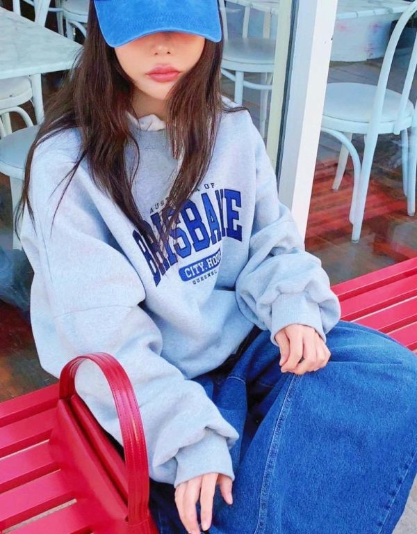 ZinD [ 繡字英文百搭暖Ｔ恤 ] 2色 2602034 shihslica ZinD,zind,ZD,zooindrawer,zoo in drawer,抽屜動物園,丹寧,牛仔外套,外套富翁,洋裝,韓國襪子,年終慶,雙11,雙12,黑五,週年慶,合購價,自訂款