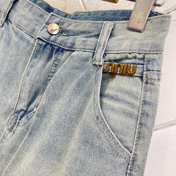 ZinD [ 破損感刷淺色丹寧裙 ] 5尺寸 2603111 shihslica ZinD,zind,ZD,zooindrawer,zoo in drawer,抽屜動物園,丹寧,牛仔外套,外套富翁,洋裝,韓國襪子,年終慶,雙11,雙12,黑五,週年慶,合購價,自訂款,shihslica.春裝