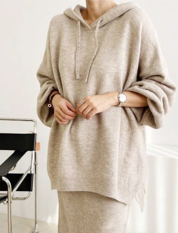 ZinD [ 套裝：彈性針織連帽Ｔ＋秀氣窄身裙 ] 3色 2512192  shihslica ZinD,zind,ZD,zooindrawer,zoo in drawer,抽屜動物園,丹寧,牛仔外套,外套富翁,洋裝,韓國襪子,年終慶,雙11,雙12,黑五,週年慶,合購價,自訂款