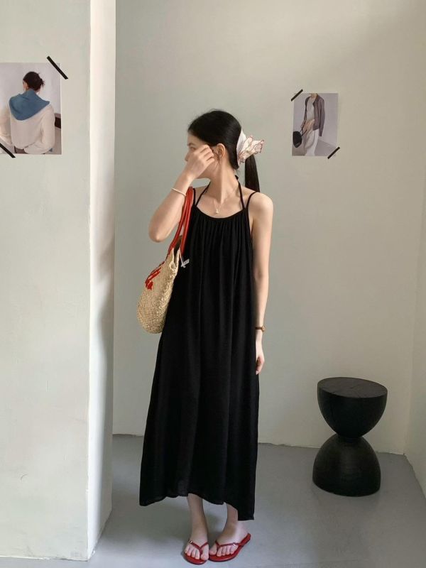 ZinD [ U領細肩膀帶涼感輕飄長洋裝 ] 3色 2606201 ZinD,zind,ZD,zooindrawer,zoo in 抽屜,動物園,丹寧,外套,外套富翁,洋裝,韓國襪子,年終慶,雙11,雙12,黑五,百搭,合購價,自訂,春裝,Tshirt,首爾