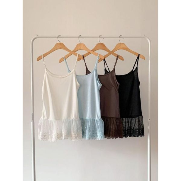 ZinD [ 衣襬蕾絲花細肩長背心 ] 4色 2603261 shihslica ZinD,zind,ZD,zooindrawer,zoo in 抽屜,抽屜動物園,丹寧,裙子,裙子富翁,洋裝,韓國襪子,年終慶,雙11,雙12,黑五,永恆慶,合購價,自訂,春裝,Tshirt