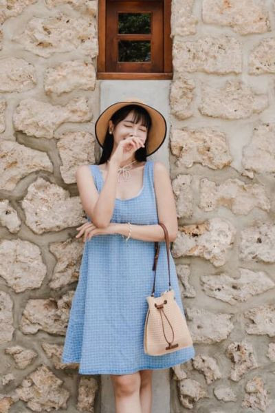 Z in D [ Mei穿著款：小香風緹花丹寧Ｕ領短洋裝 ] 2色 2505165b (shihslica) ZinD,zind,ZD,zooindrawer,zoo in drawer,抽屜動物園,丹寧,牛仔外套,外套富翁,洋裝