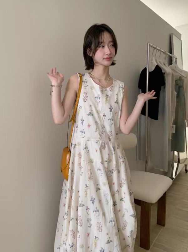 Z in D [ 清新花朵立體剪裁洋裝 ] 米白 2505164 (shihslica) ZinD,zind,ZD,zooindrawer,zoo in drawer,抽屜動物園,丹寧,牛仔外套,外套富翁,洋裝