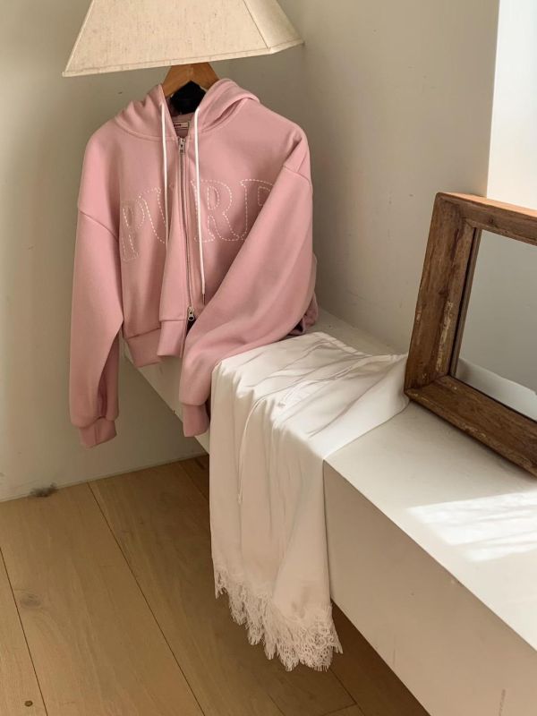 ZinD [ 質感繡字棉質連帽外套 ] 2色 2603121 （shihslica） 