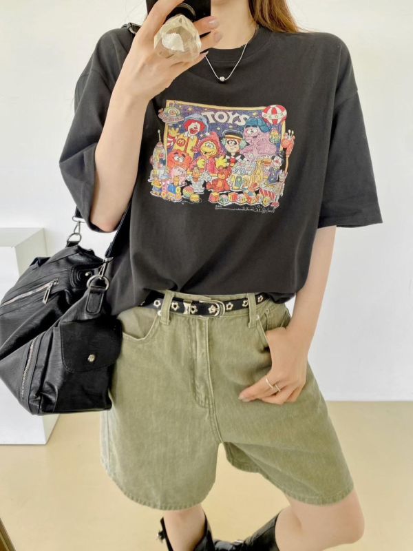 ZinD [ 麥當當全家福復古棉Ｔ ] 3色 2604084 shihslica ZinD,zind,ZD,zooindrawer,zoo in 抽屜,抽屜動物園,丹寧,裙子,裙子富翁,洋裝,韓國襪子,年終慶,雙11,雙12,黑五,永恆慶,合購價,自訂,春裝,Tshirt