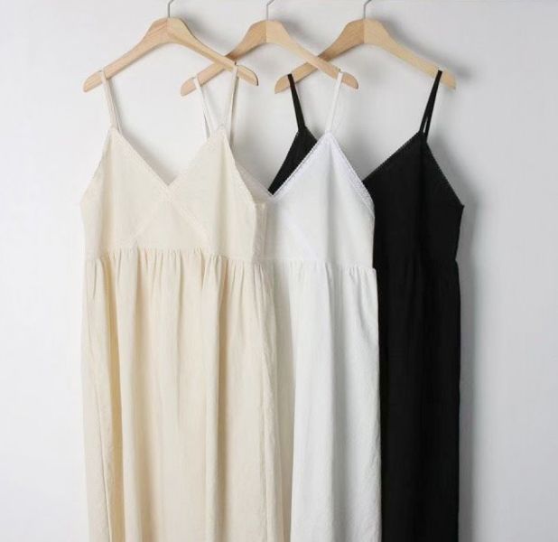 Z in D [ 細肩滾邊V領挺布洋裝 ] 3色 2510301 shihslica 250124外袋-有機米餅-2