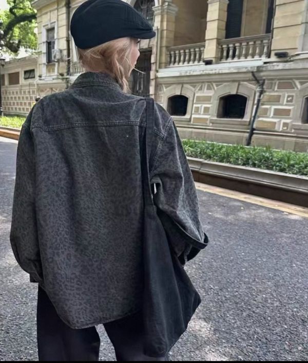 ZinD [ 水洗小豹紋內絨毛襯衫外套 ] 炭灰 2511293 (shihslica) ZinD,zind,ZD,zooindrawer,zoo in drawer,抽屜動物園,丹寧,牛仔外套,外套富翁,洋裝,韓國襪子