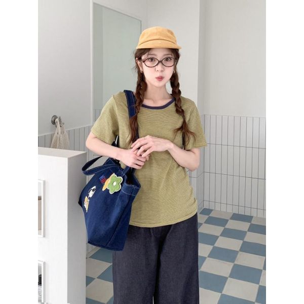 ZinD [ 配色滾領邊細條紋Ｔ ] 4色 2603201 shihslica ZinD,zind,ZD,zooindrawer,zoo in 抽屜,抽屜動物園,丹寧,裙子,裙子富翁,洋裝,韓國襪子,年終慶,雙11,雙12,黑五,合購價,自訂,春裝,Tshirt