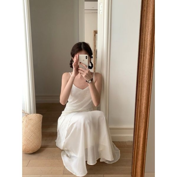Z in D [ Mei穿著款：雙層異材質斜襬細肩優美洋裝 ] 米杏 2508231 (shihslica) 