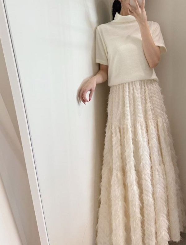 ZinD [ 毛毛流蘇超質感長裙 ] 2色 2511217 shihslica ZinD,zind,ZD,zooindrawer,zoo in drawer,抽屜動物園,丹寧,牛仔外套,外套富翁,洋裝,韓國襪子