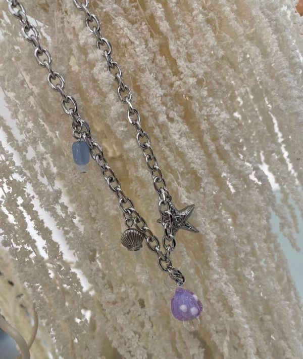 ZinD [ 玻璃蘑菇星月短鏈 ] 2色 2606261 飾品永遠不嫌多
韓風飾品高品質款式
韓國製造