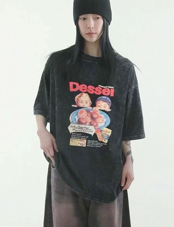 Z in D [ 復古美式點心圖樣洗水棉休閒Ｔ ] 2色 2506063 (shihslica) ZinD,zind,ZD,zooindrawer,zoo in drawer,抽屜動物園,丹寧,牛仔外套,外套富翁,洋裝
