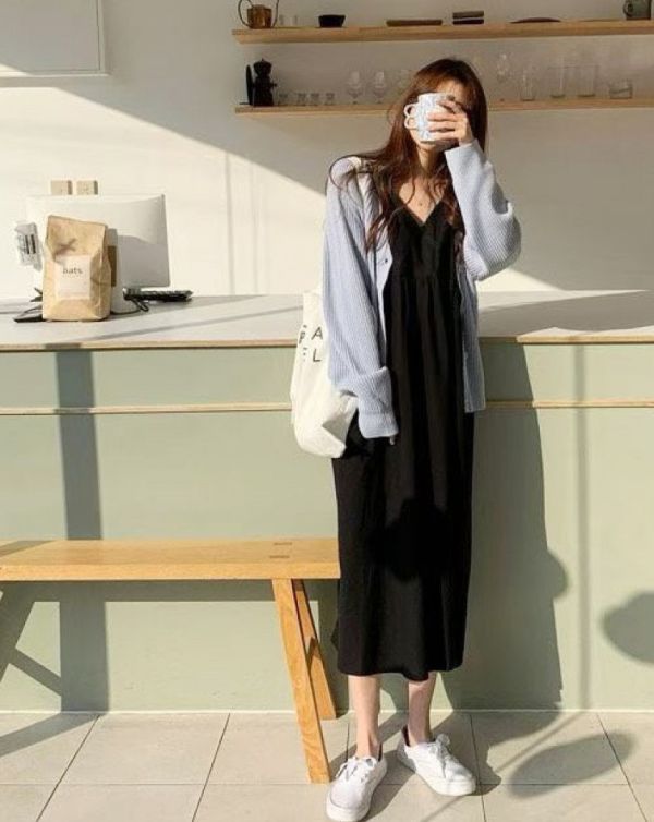 Z in D [ 細肩滾邊V領挺布洋裝 ] 3色 2510301 shihslica 250124外袋-有機米餅-2