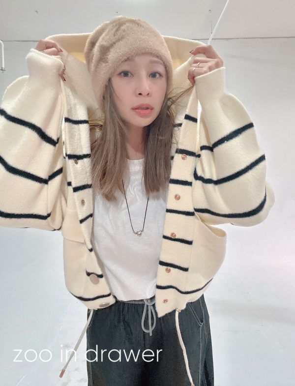 Z in D [ 金釦大口袋連帽厚磅針織 ] 2色 2509245 ZinD,zind,ZD,zooindrawer,zoo in drawer,抽屜動物園,丹寧,牛仔外套,外套富翁,洋裝