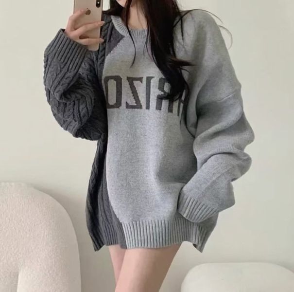 ZinD [ 麻花毛線拼接雙色針織上衣 ] 3色 2601023 shihslica ZinD,zind,ZD,zooindrawer,zoo in drawer,抽屜動物園,丹寧,牛仔外套,外套富翁,洋裝,韓國襪子,年終慶,雙11,雙12,黑五,週年慶,合購價,自訂款