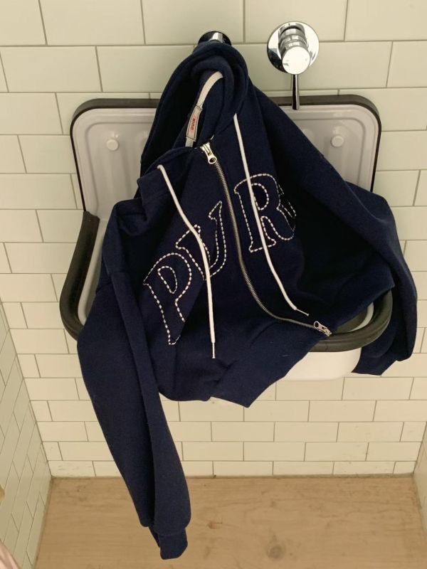 ZinD [ 質感繡字棉質連帽外套 ] 2色 2603121 （shihslica） 