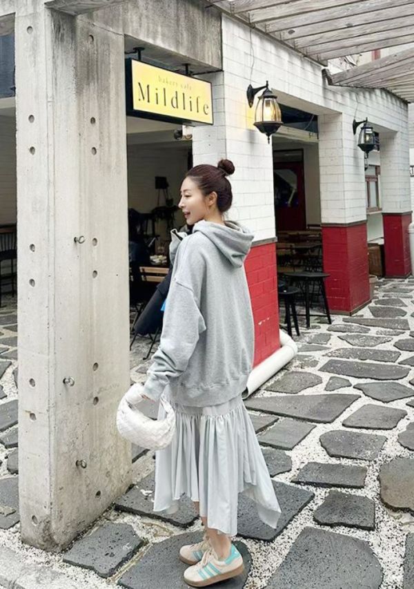 Z in D [ 假兩件連帽不規則裙襬連身洋裝 ] 2色 2510081 (shihslica) ZinD,zind,ZD,zooindrawer,zoo in drawer,抽屜動物園,丹寧,牛仔外套,外套富翁,洋裝