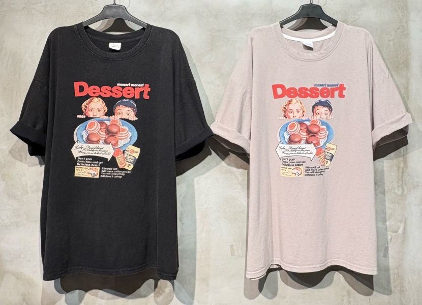 Z in D [ 復古美式點心圖樣洗水棉休閒Ｔ ] 2色 2506063 (shihslica) ZinD,zind,ZD,zooindrawer,zoo in drawer,抽屜動物園,丹寧,牛仔外套,外套富翁,洋裝