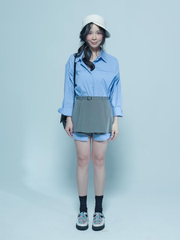 ZinD [ 兩件組：口袋直紋襯衫＋俐落西裝褲裙 ] 2608271 ZinD,zind,ZD,zooindrawer,zoo in 抽屜,動物園,丹寧,外套,外套富翁,洋裝,韓國襪子,年終慶,雙11,雙12,黑五,百搭,合購價,自訂,春裝,Tshirt,首爾