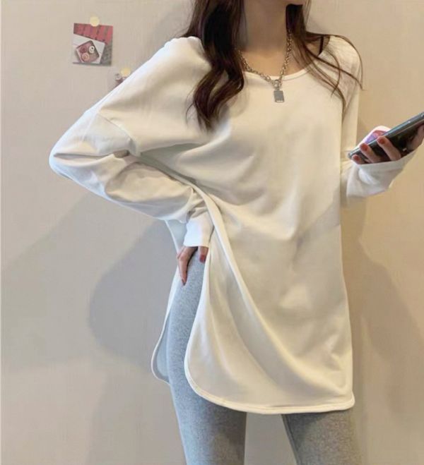 ZinD [ 大Ｕ領內磨毛側開衩美頸素Ｔ ] 2色 2511292 (shihslica) ZinD,zind,ZD,zooindrawer,zoo in drawer,抽屜動物園,丹寧,牛仔外套,外套富翁,洋裝,韓國襪子