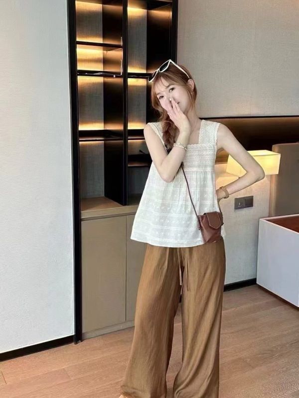 Z in D [ 方領蕾絲鉤花背心＋休閒褲 度假套裝 ] 2506067 (shihslica) ZinD,zind,ZD,zooindrawer,zoo in drawer,抽屜動物園,丹寧,牛仔外套,外套富翁,洋裝