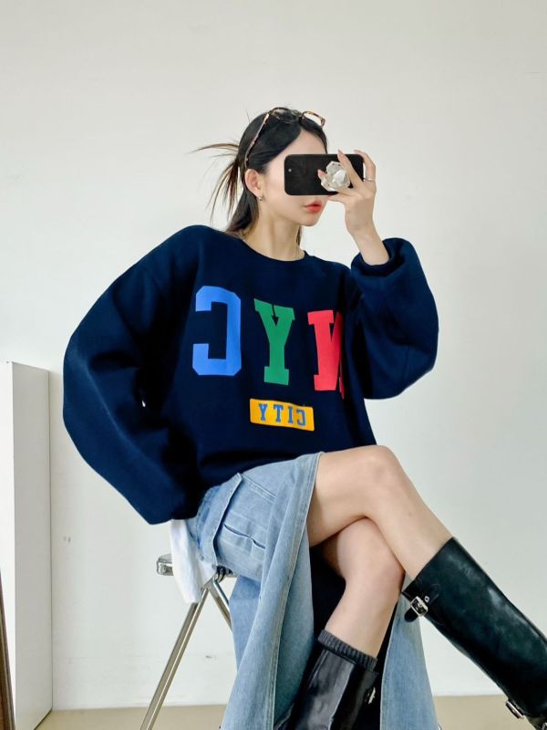 ZinD [ 彩字NYC內刷毛大學Ｔ ] 3色 2511192 ZinD,zind,ZD,zooindrawer,zoo in drawer,抽屜動物園,丹寧,牛仔外套,外套富翁,洋裝,韓國襪子